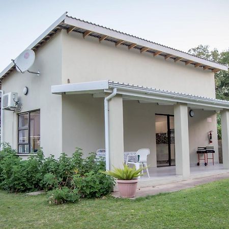 870 On Riverview Drive Mtubatuba 外观 照片